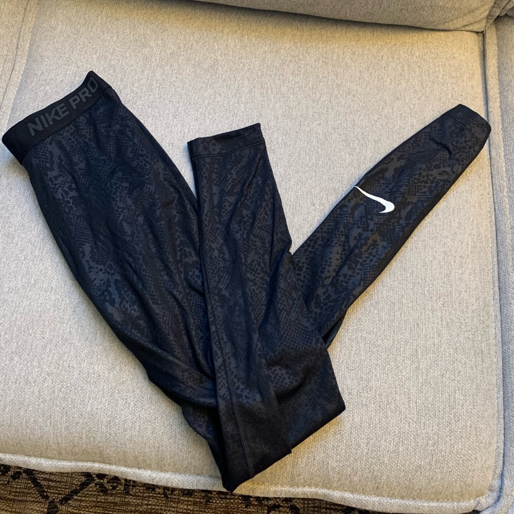 Nike Pro Snakeskin Legging